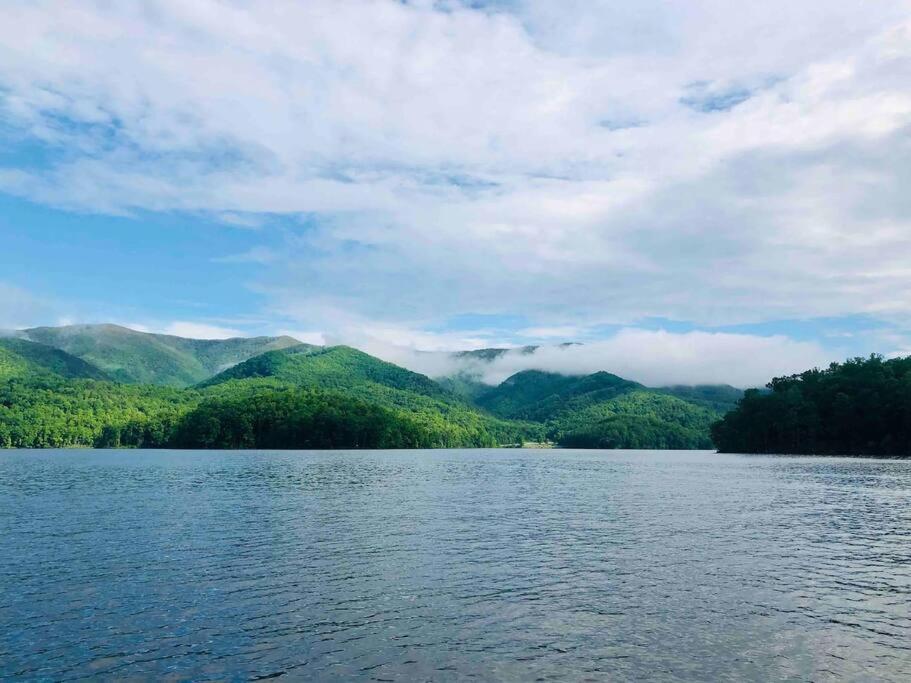 Cabin At The Cove At Watauga Lake Butler Exterior foto